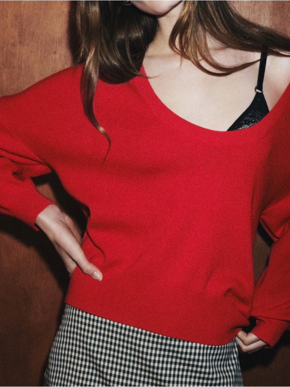 Women's Zara small Red V-Neck Sweater